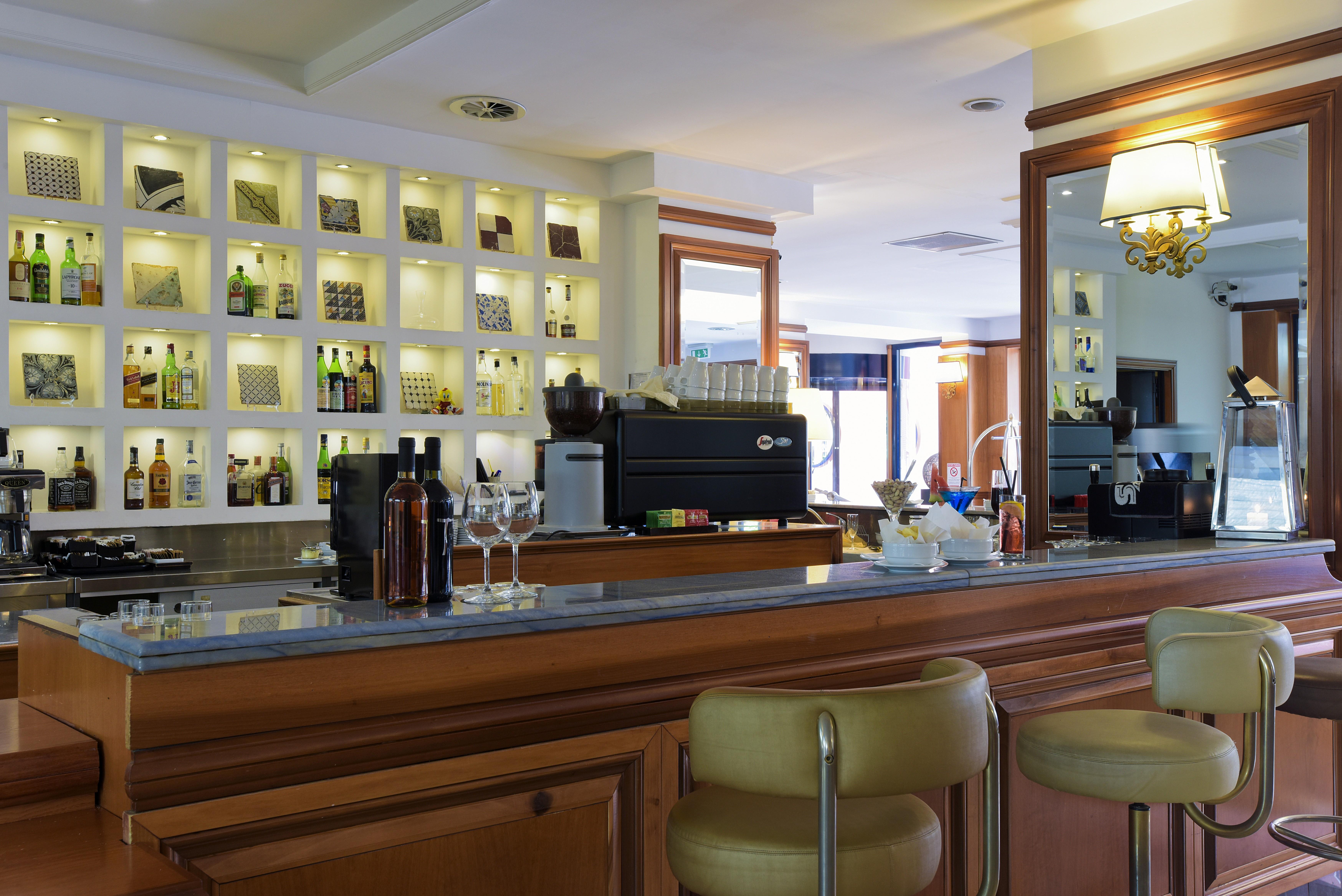Grand Hotel Tiberio — Photos 1